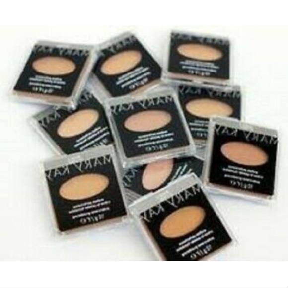 MARY KAY ENDLESS PERFORMANCE CREME-TOPOWDER- BRONZE 3 - Picture 2 of 4